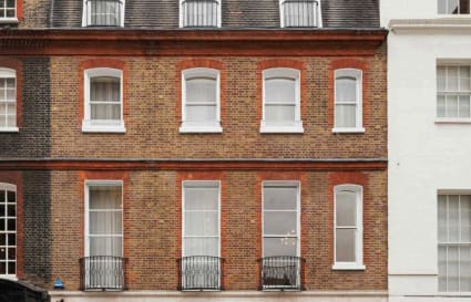 10 Person Managed Office in London | 759 Sq. Ft.