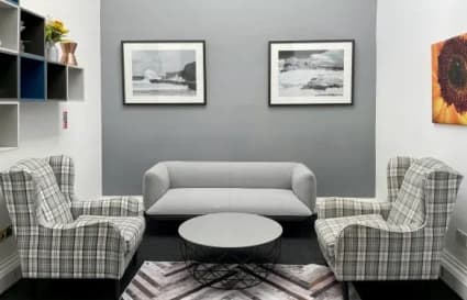 Private Window Office in Edinburgh for up to 5 Desks