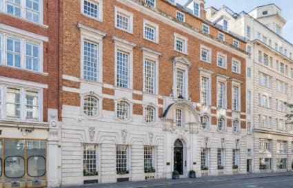 5 Person Private Office in London | 250 Sq. Ft.