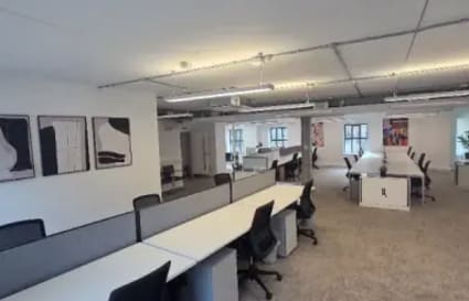 33 Person Private Office in London | 2,700 Sq. Ft.