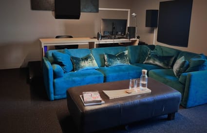 Private Edit Suite / Creative Space - Room 202