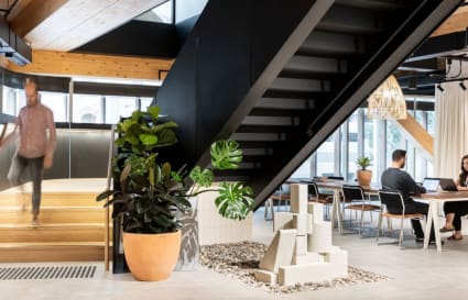 14 Person Private Office with 2 Internal Rooms