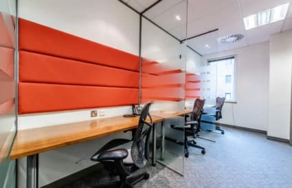6 Person External Private Office with Water View | 350 sq ft