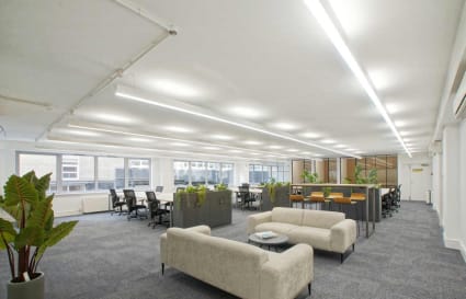 Managed Office for up to 16 People | 1,335 Sq. Ft.