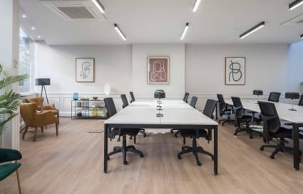 Managed Office for up to 16 People | 634 Sq. Ft.