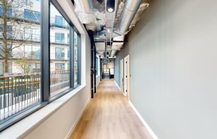 Private Office for up to 15 People | 768 sqf