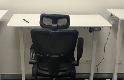 Coworking Desks in Smeaton Grange