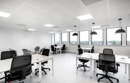 10 Person Office Avalable