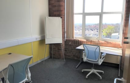 Private Office for up to 30 People | 1,062 Sq. Ft.