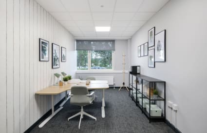 4 Person Private Office | 159 Sq. Ft.