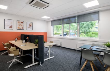 6 Person Private Office | 230 Sq. Ft.