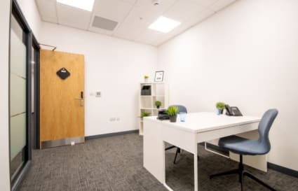 6 Person Private Office | 228 Sq. Ft.
