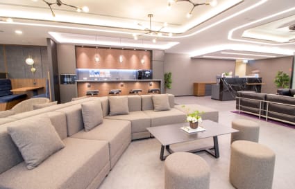33 Hysan Avenue, Hysan Avenue