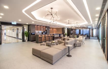 111 Connaught Road Central, Connaught Road Central