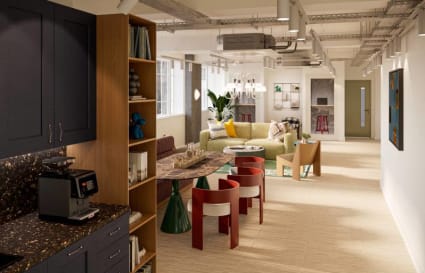 24 Person Private Office with Meeting Room in London | 1,100 Sq. Ft.