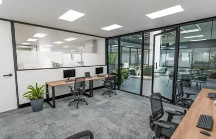 Suite 13 - 35sqm | 10 Person Window/External Office
