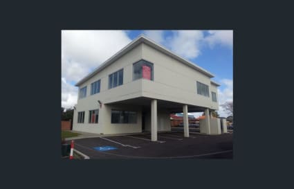 Coworking Desks in Bedford