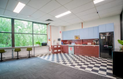 2 Person Serviced Office in South Melbourne 