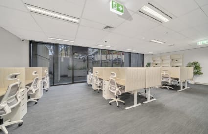 15-Person Office in Macquarie Park