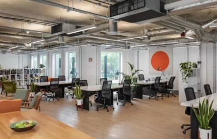 8 Person Private Office in London