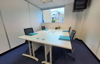 2 Person Private Office in London | 92 Sq. Ft.