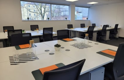 6 Person Private Office in London | 303 Sq. Ft.