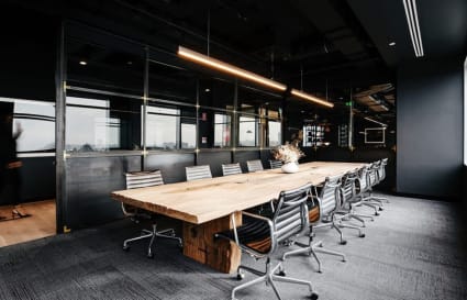 Private Office for up to 6 People