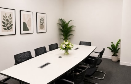 Private Office for up to 5 People