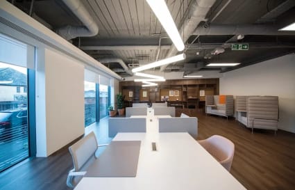 42 Person External Private Office