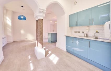 4 Person Private Office in London