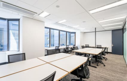 7 Person Extrernal Private Office in Sydney | 28 sqm  