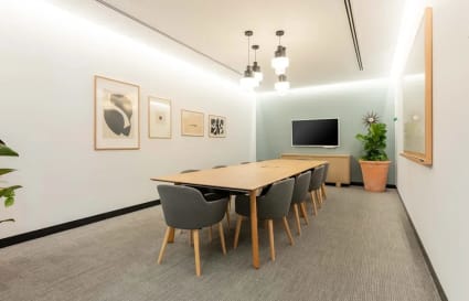 5 Person Internal Private Office in North Sydney | 18 Sqm