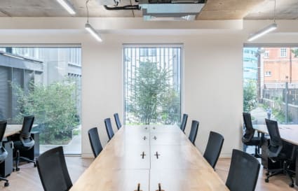 Private Office for up to 36 People with Internal Room & Private Pantry | 1,407 Sq. Ft.