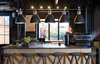 12 Person Private Office in London | 409 Sq. Ft.