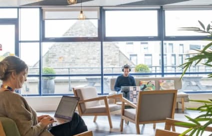 External Private Office for up to 16 People | 480 Sq. Ft.