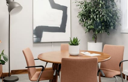 Private Office for up to 24 People | 936 Sq. Ft.