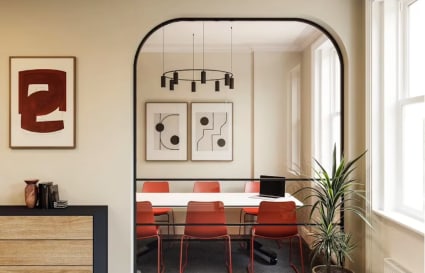 10 Person Managed Office | 671 Sq. Ft.