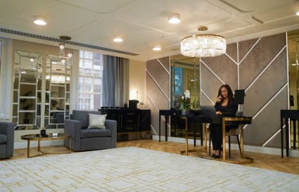 27 Person External Private Office | 945 Sq. Ft.