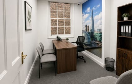 Coworking Desks in London