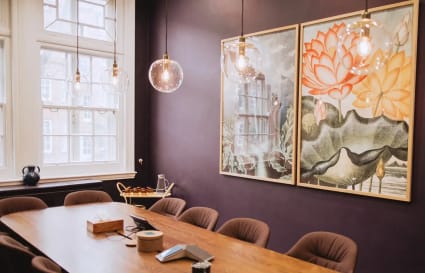 Internal Private Office for up to 6 People | 165 Sq. Ft.