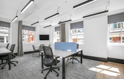 Managed Office for up to 10 People with Meeting Room | 757 Sq. Ft.