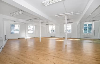 Private Office for up to 10 Desks | 1,311 Sq. Ft.