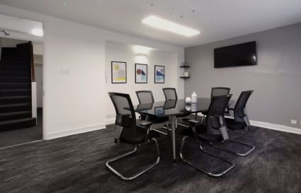 Private Office for up to 5 People | 165 Sq. Ft.