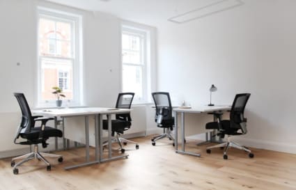 10 Person Serviced Office | 338 Sq. Ft.