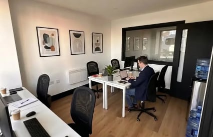 Coworking Desks in London