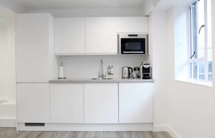 Private Office for up to 7 People | 202 Sq. Ft.