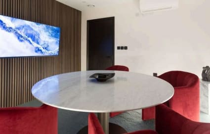 Managed Office for up to 16 People | 864 Sq. Ft.