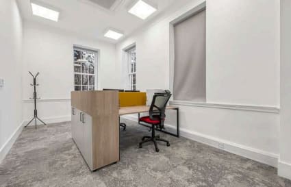 Managed Office for up to 14 People plus Meeting Room | 1,276 Sq. Ft.