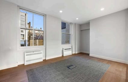 Managed Office for up to 14 People with Meeting Room | 1,269 Sq. Ft.