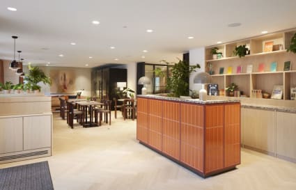 26 Person External Private Office in London | 861 Sq. Ft.